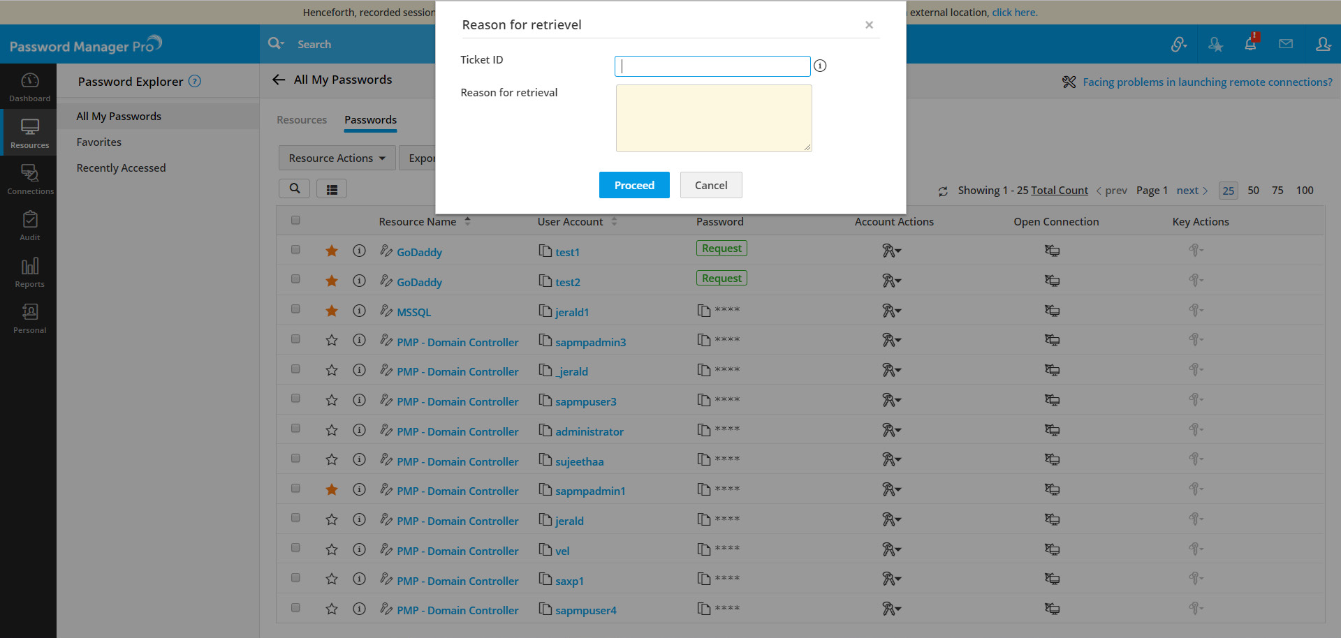 Screenshot Password Manager Pro: Ticket-ID für die Passwort-Freigabe nutzen